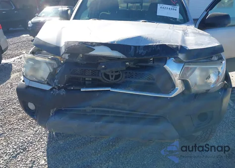 2013 Toyota Tacoma Base V6 z USA, uszkodzony, nr VIN 3TMMU4FN7DM058853